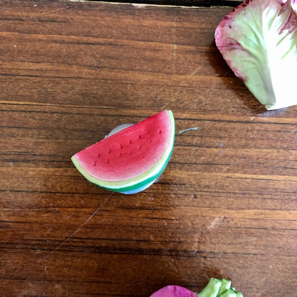 Vintage Fruit & Veggie Button Covers. - Picture 7 of 8